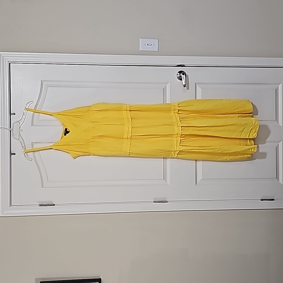 Simply Vera Wang Yellow Maxi Dress - Picture 1 of 8
